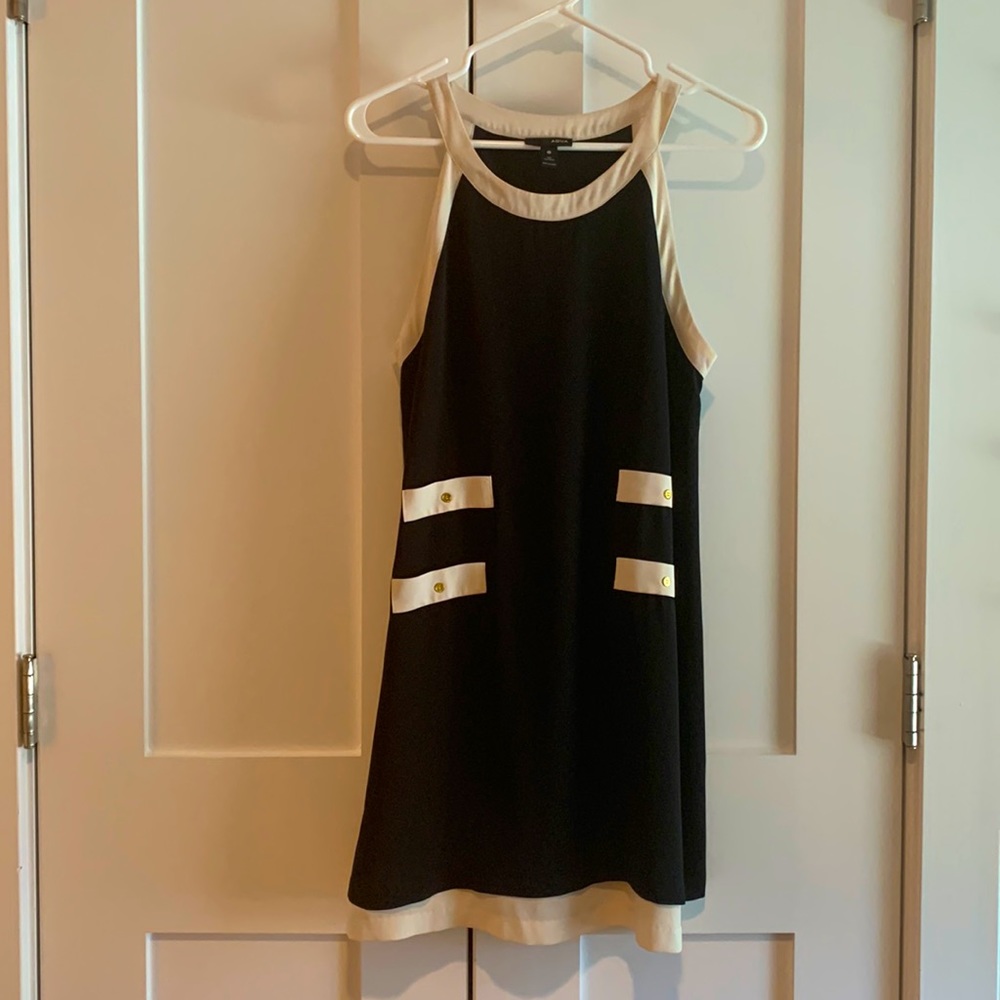 Aqua Brand Sleeveless Fully Lined Black and White Dress w/pocket details